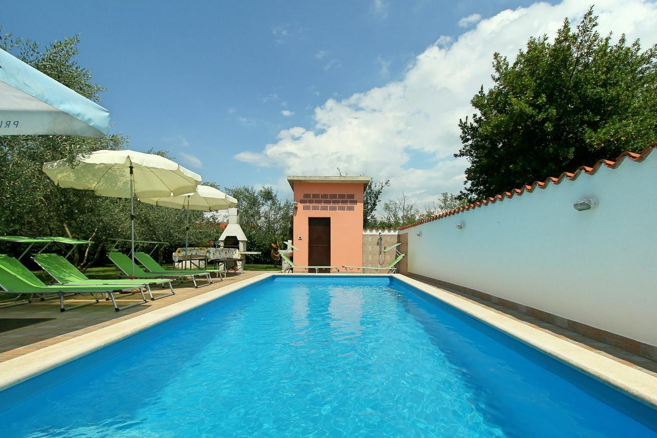 Sobe Rooms Tea Buje Exterior photo